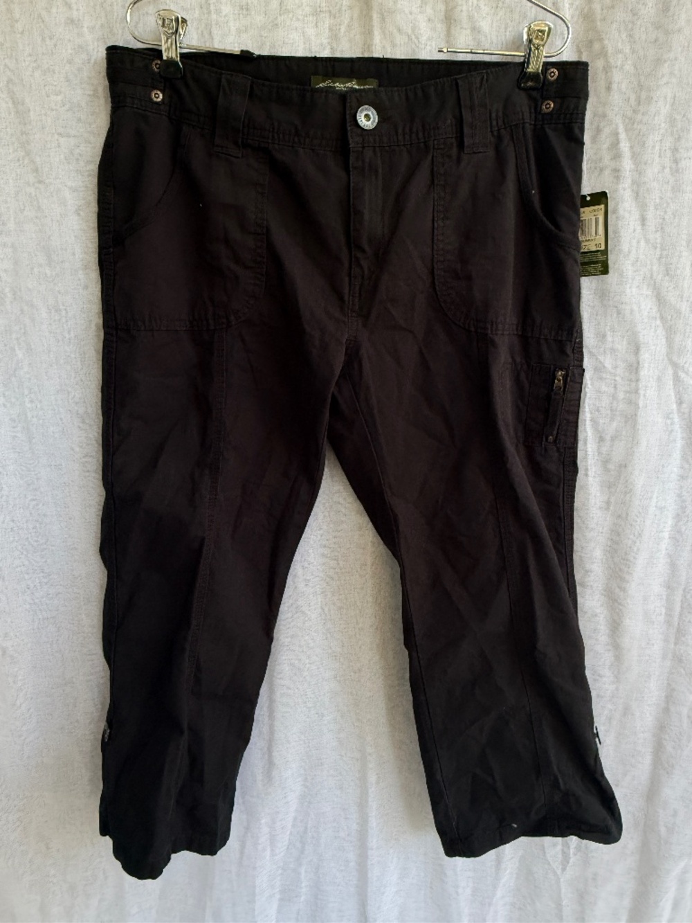 Eddie Bauer Women’s Capri Pants | Size 10 | Black | Roll-Up Hem | Hiking Outdoo